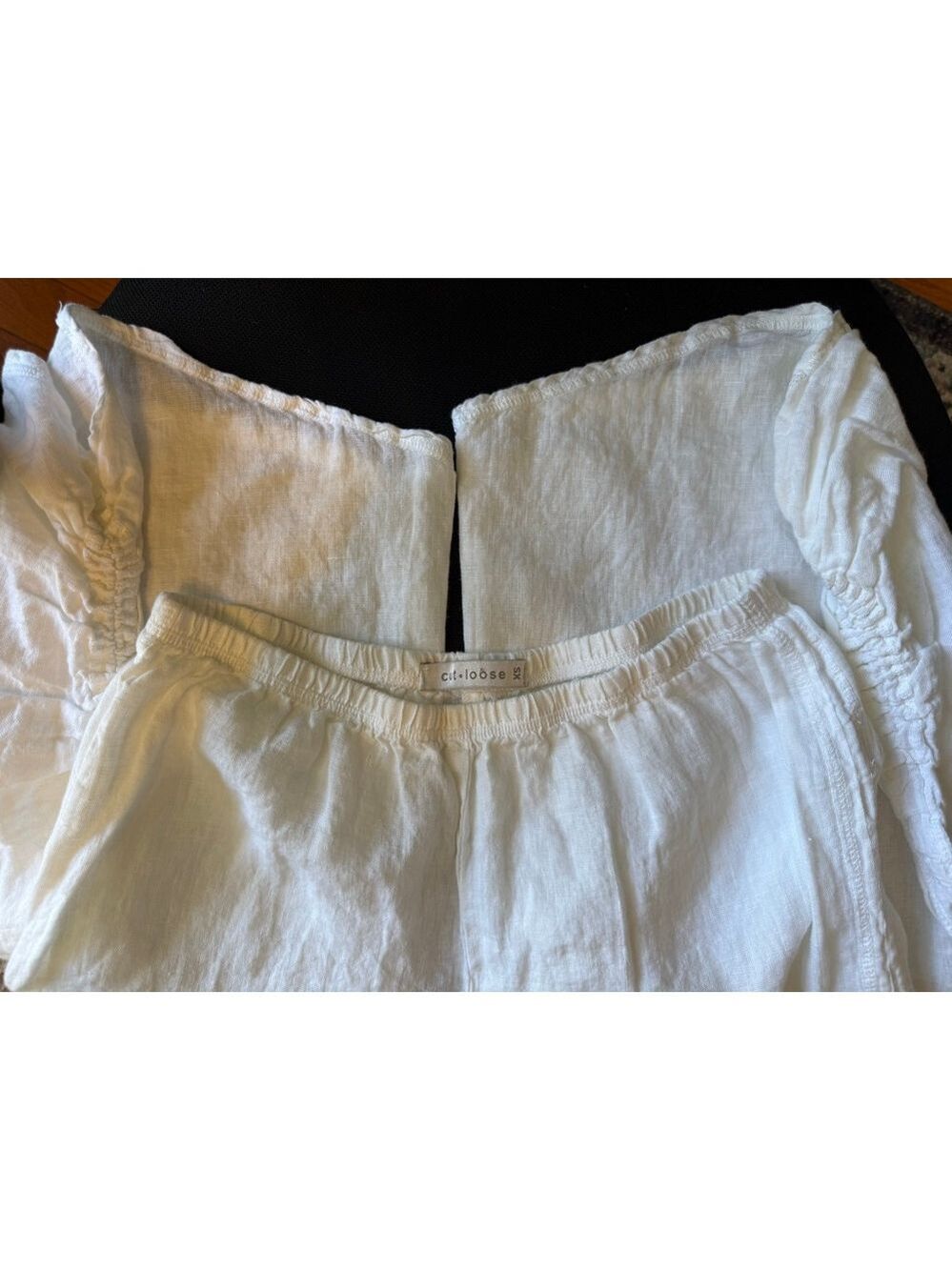 Cropped Linen Pants - NWOT - Size XS - Picture 4 of 6